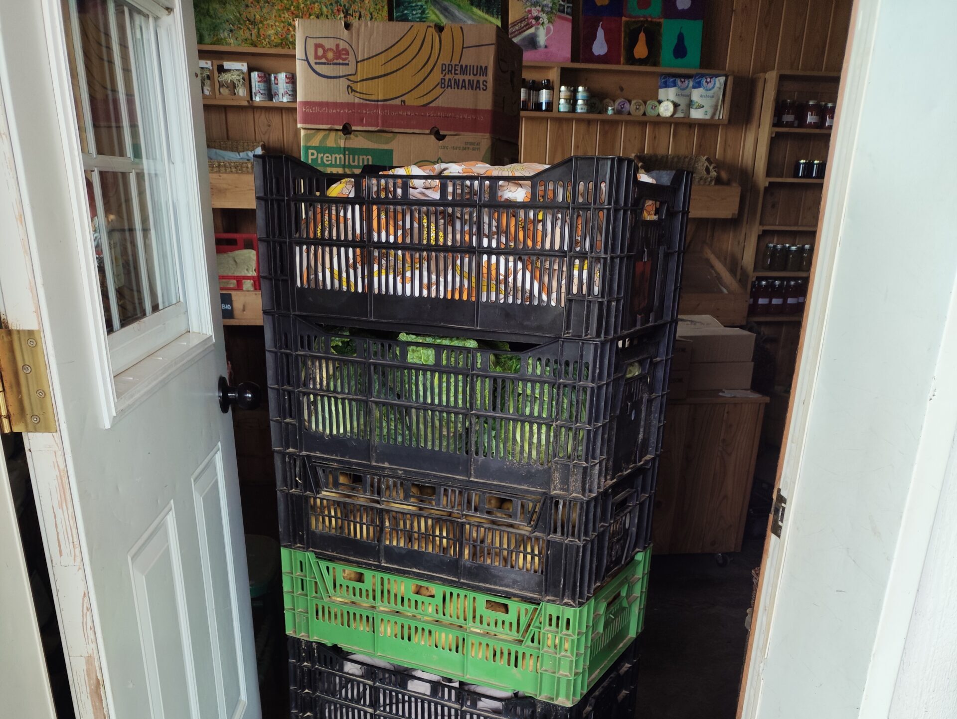 Photo du camion avec des denrées alimentaires 4