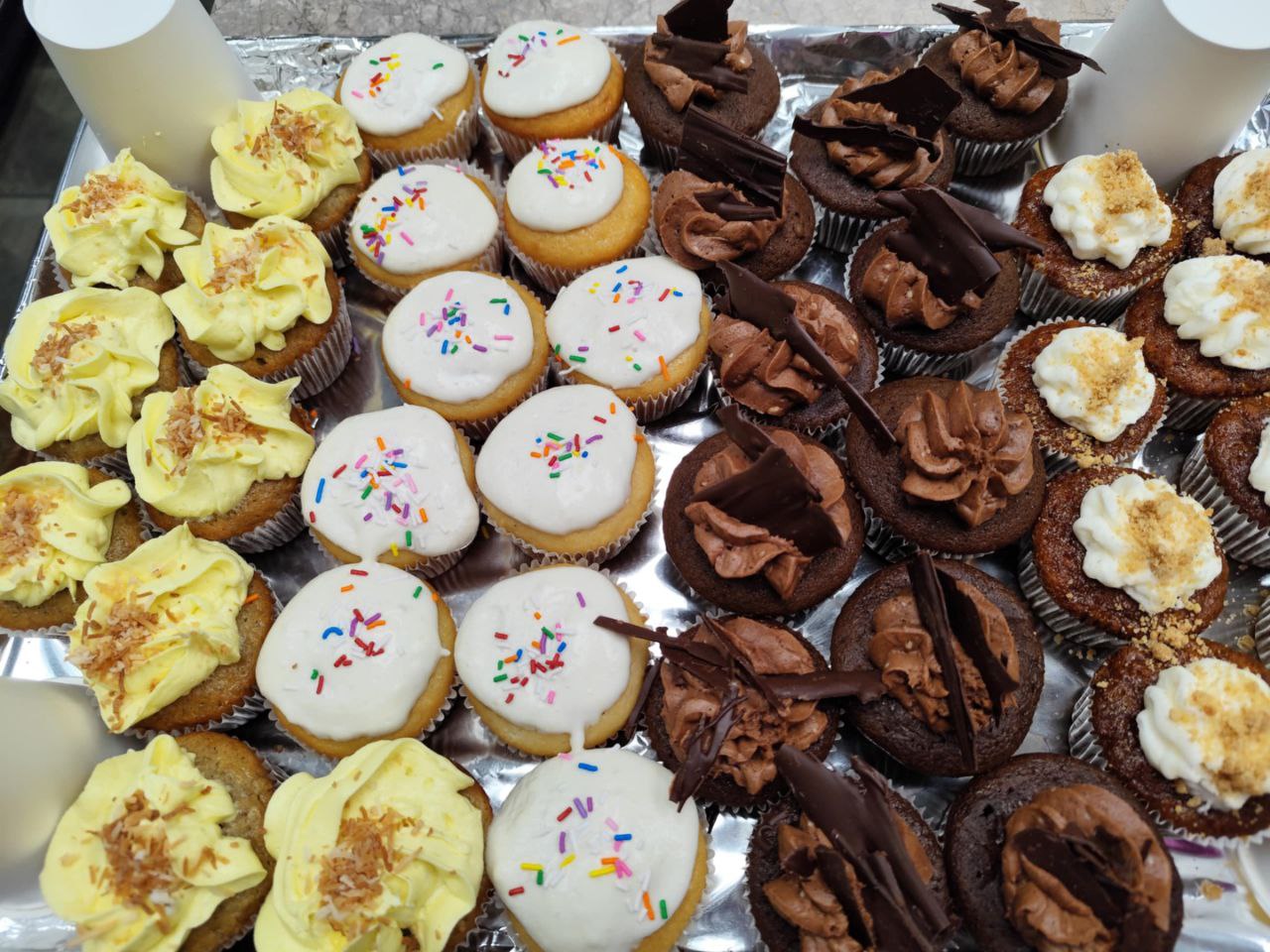 Photo du camion avec des denrées alimentaires 4